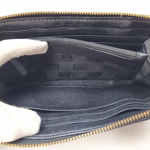 Michael Kors Black Leather Logo Zip Around Credit Card Long Wallet - Picture 10 of 16